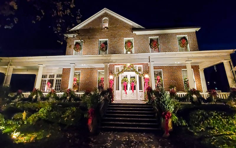 2023 Historic Oakwood Candlelight Tour Raleigh (a Must Do!)