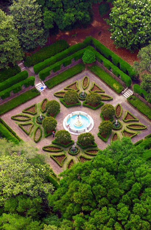 Aerial view of the Elizabethan Gardens and fountain 