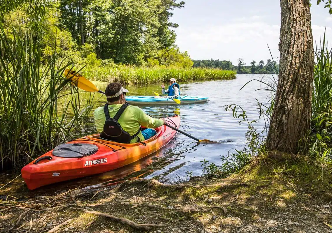9 Best Places For Stand Up Paddle Boarding In Raleigh NC