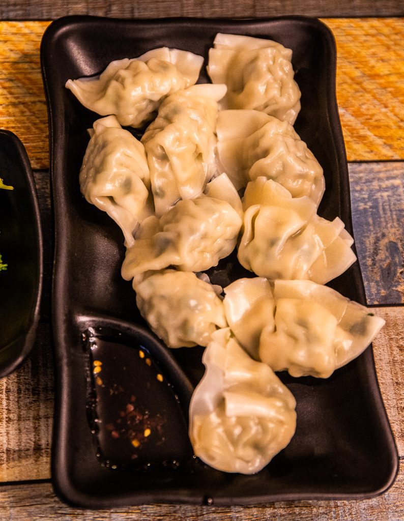 Plate of 8 boiled dumplings