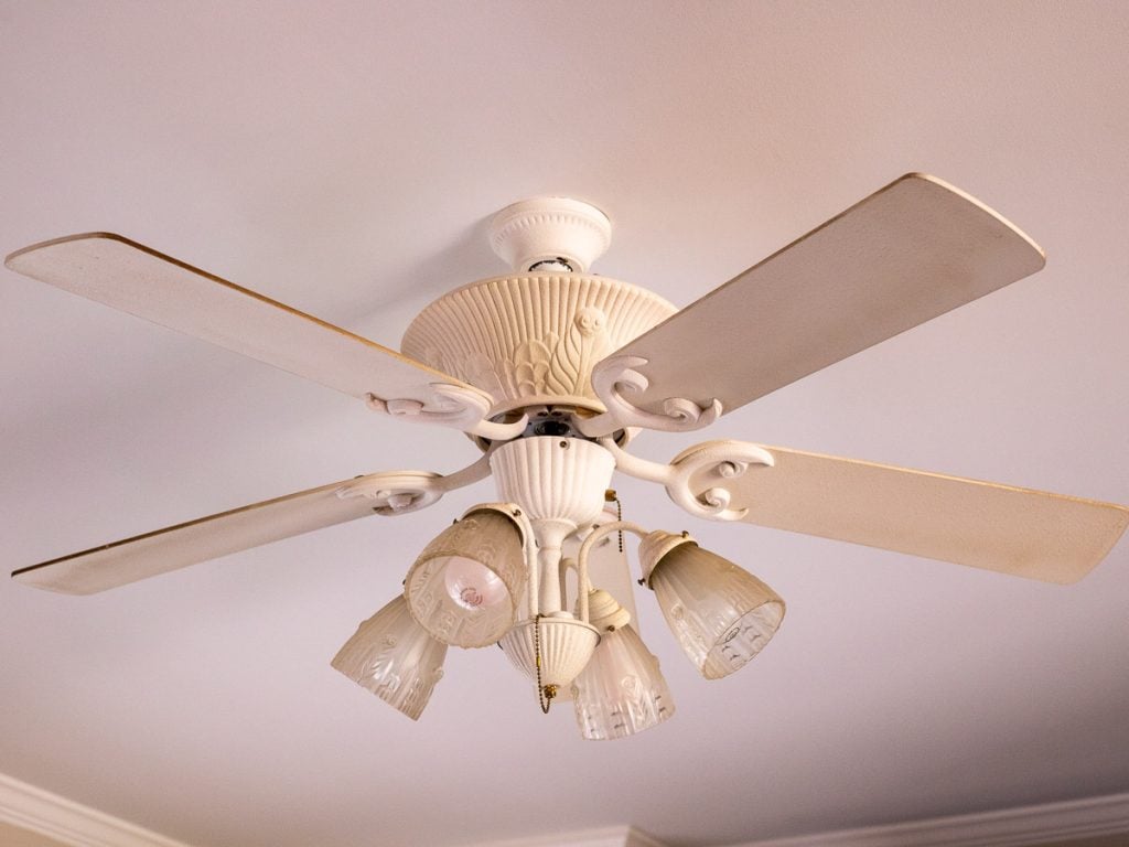 White Ceiling fan