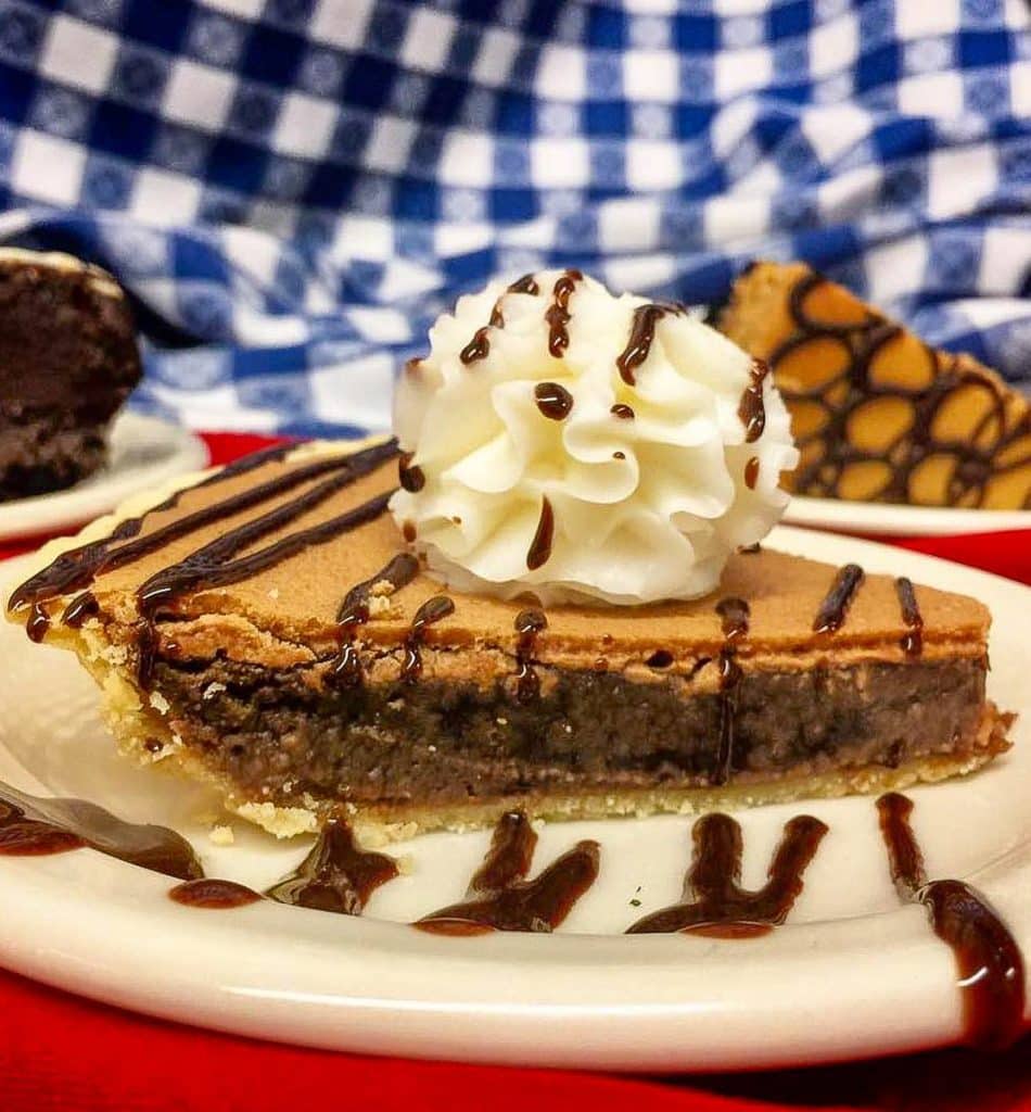 Chocolate pie with cream