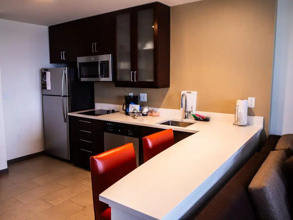 Kitchen suite in a hotel room.