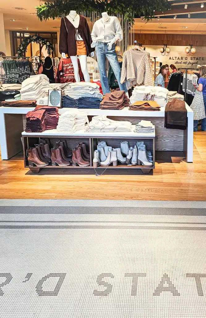 clothing display altar'd state