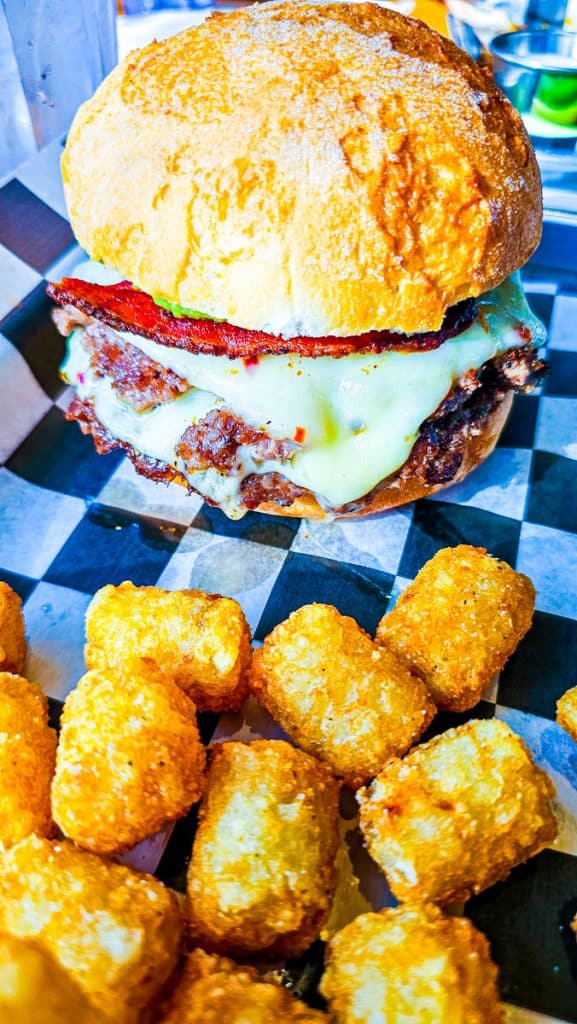 burger and tator tots