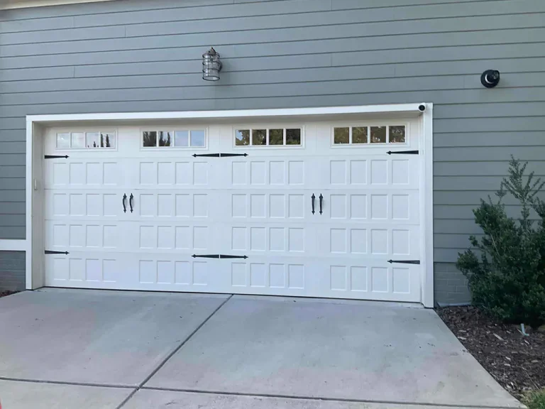 custom garage door 768x576