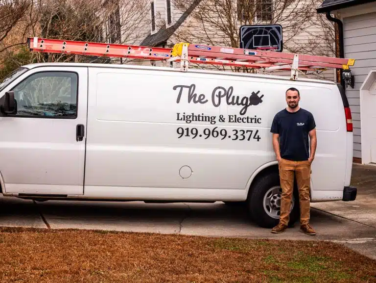 the plug electricain 2 768x577