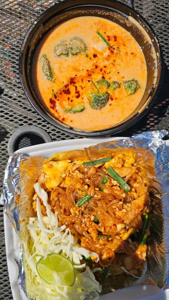 pad thai and thai curry