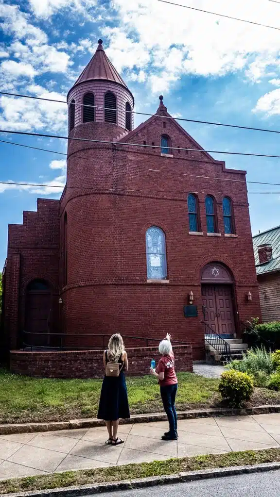 tow women looking at Jewish temple in the west end danville
