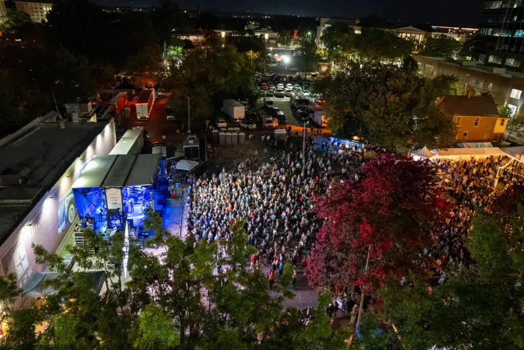 crowds at band together mighty giveback concert