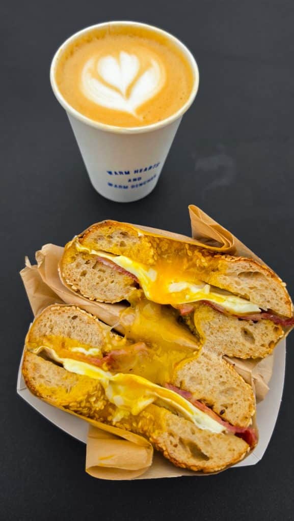 bagel and coffee benchwarmers north hils